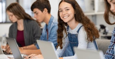 cuantos anos se estudia en la preparatoria