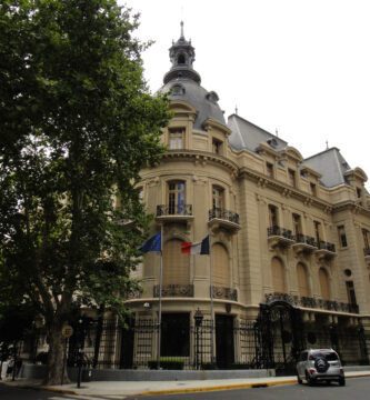 embajada francia