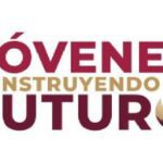 jovenes construyendo