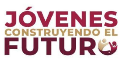 jovenes construyendo