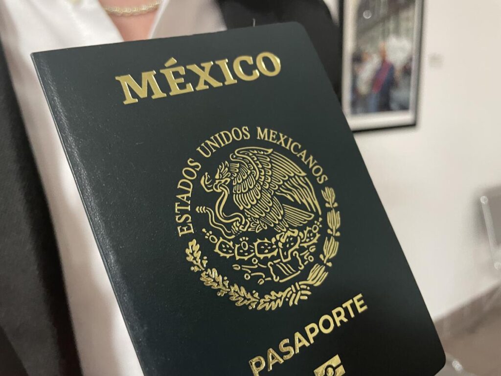 pasaporte mexicano 3