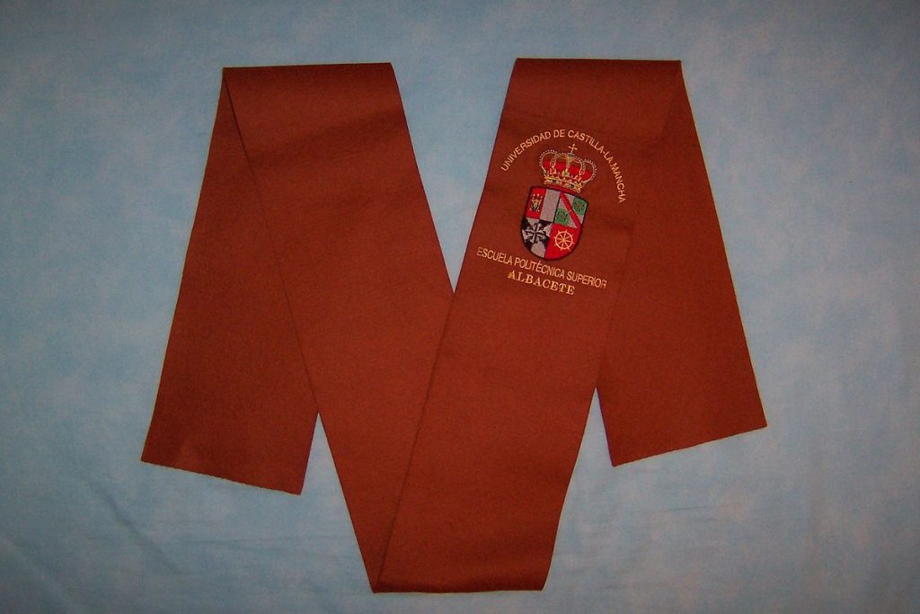 que significa beca en el colegio