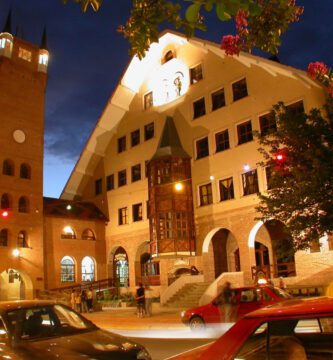 villa general